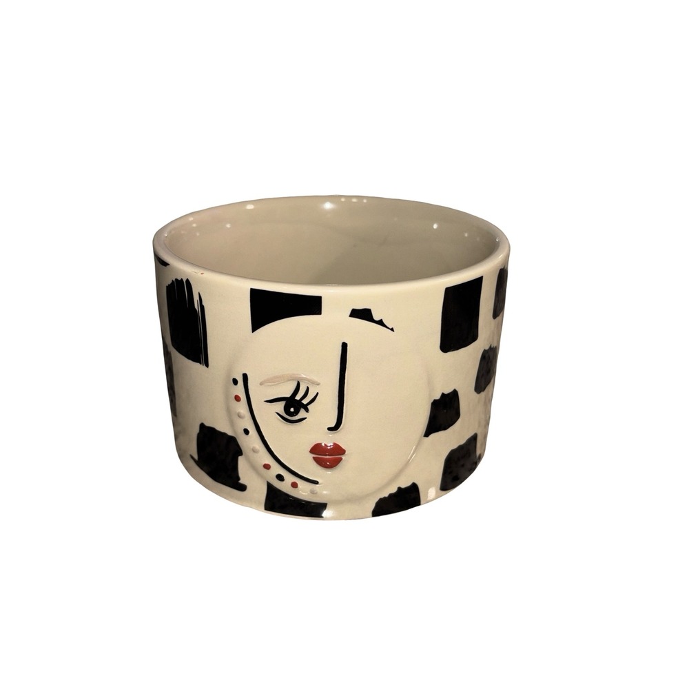 HD Designs Outdoors Face Planter Ceramic Bowl Black White Abstract